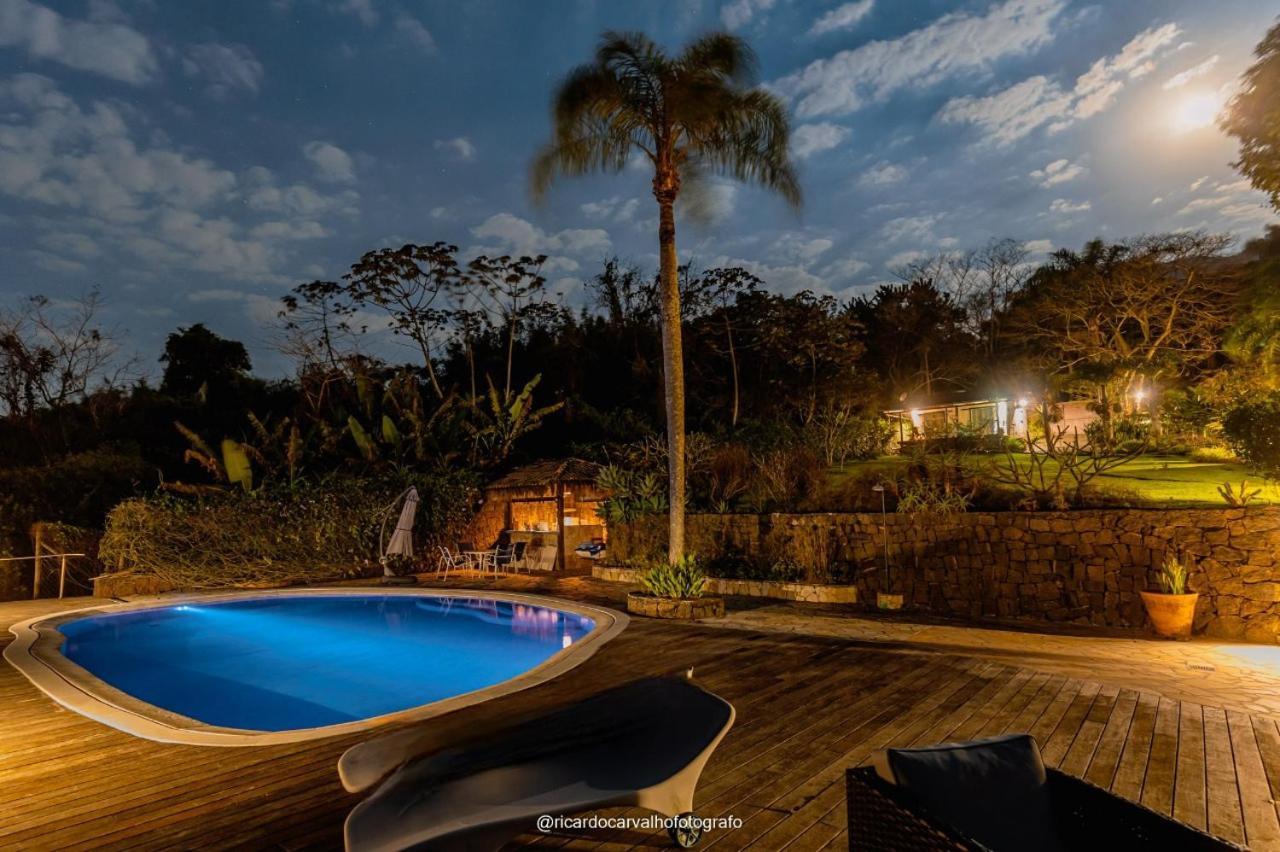 Sol-Lua Bangalo Com Uso Exclusivo Da Piscina Villa Илябела Екстериор снимка