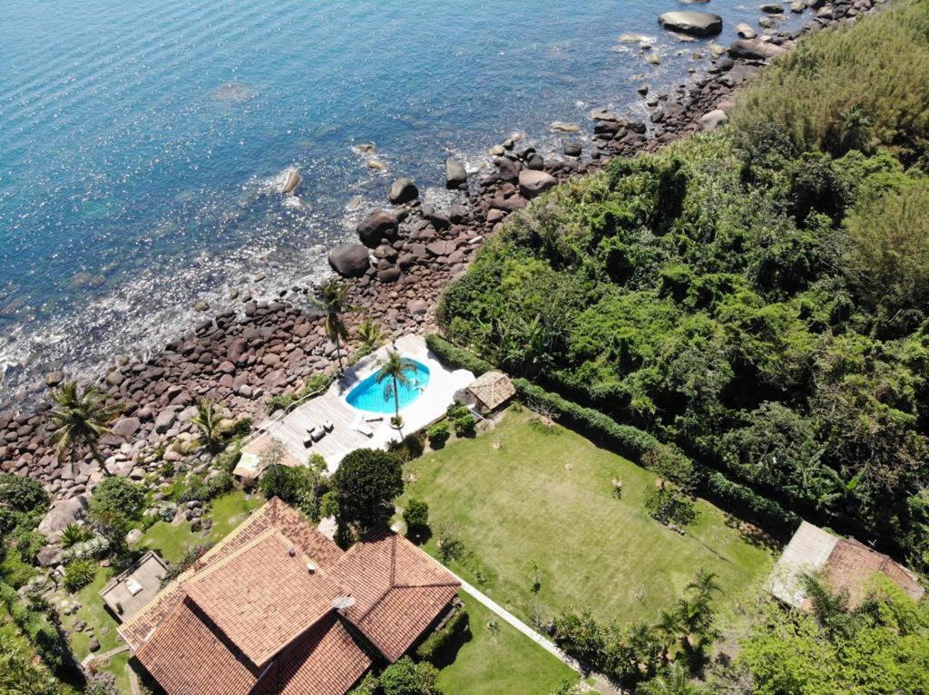Sol-Lua Bangalo Com Uso Exclusivo Da Piscina Villa Илябела Екстериор снимка